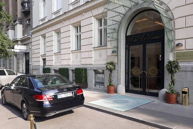 Luxury Private Transfer Rovinj - Venice Airport - Accessibility Options Available