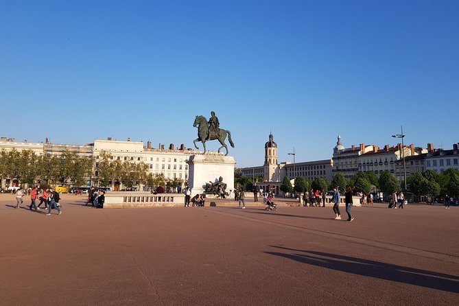 Lyon Part Dieu Bellecour Hotel Dieu Bocus Passages Food By E-Bike - Health and Fitness Requirements