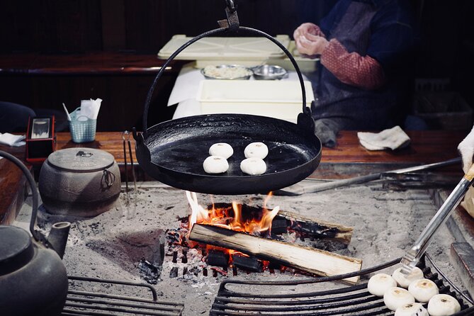 Make Oyaki Dumplings & Walk Around Zenkoji Temple in Nagano - Walking Around Zenkoji Temple