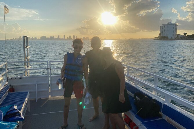 Miami 90 Min Skyline Sunset Cruise of South Beach & Venetian Islands - Customer Experiences