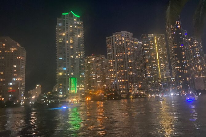Miami Sightseeing Cruise on a Luxury Yacht - Customer Feedback and Reviews