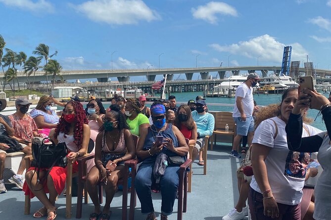 Miami Skyline Cruise of Celebrity Homes and Biscayne Bay - Frequently Asked Questions