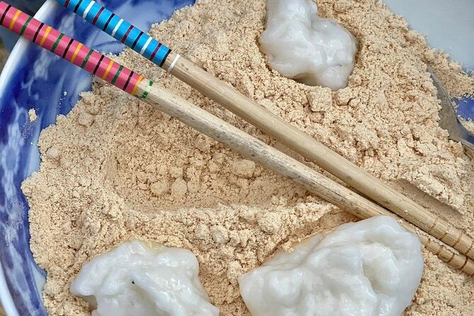 Mochitsuki Rice Cake Making Experience in Ojika Island - Techniques and Traditions