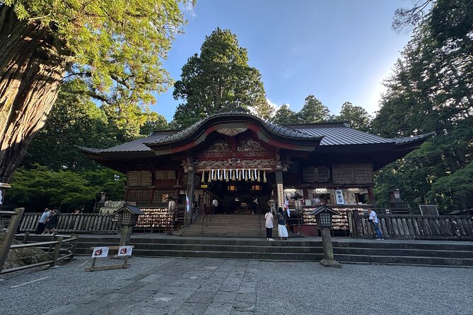 Mount Fuji and Lake Kawaguchi Private Day Trip From Tokyo - Health and Safety Considerations