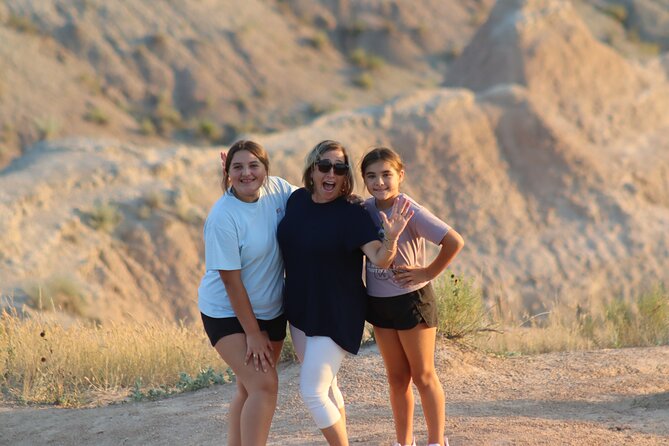 Mount Rushmore & Badlands: Iconic Highlights in a Day - Culinary Delight