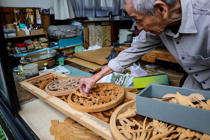 Nakasendo Historical Town and Hidden Craft Village Walking Tour - Ryotei Bento Lunch