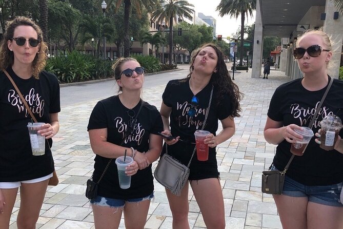 Naples City Scavenger Hunt by Zombie Scavengers - Pricing and Booking Information