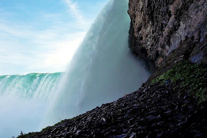 Niagara Falls Day Trip by Air Including Maid of the Mist - Travel Requirements