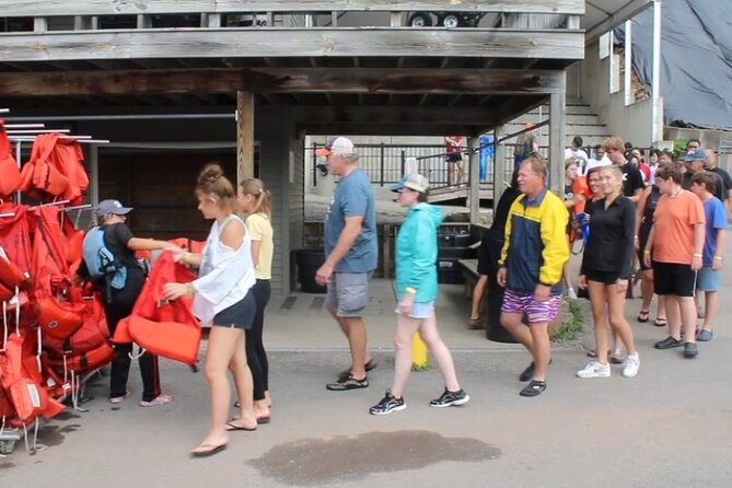 Niagara Falls USA, Open-Top (Wet) Jet Boat Tour - Meeting and Check-In