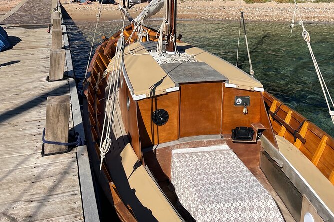 One-Day Tour on a Vintage Cruise in Tavolara and Molara - Preparing for the Cruise