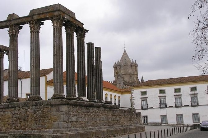 One Way Lisbon to Algarve, Through the Museum-City Evora and Alentejo Landscape - Pickup Locations and Start Time