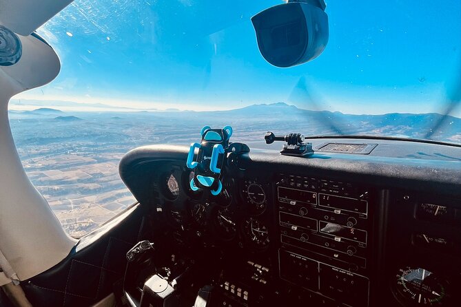 Panoramic Flight to Teotihuacanán in Small Plane 2 People - Accessibility Features