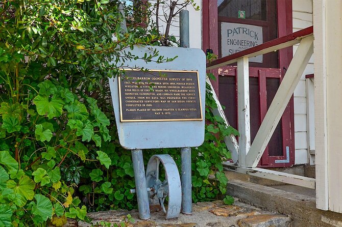 Pies & Pickaxes: A Historic Tour Review - Accessibility and Meeting Point