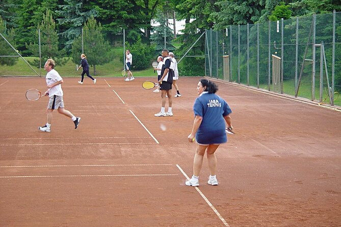 Play Super Friendly Tennis In Vienna - Transportation and Accessibility