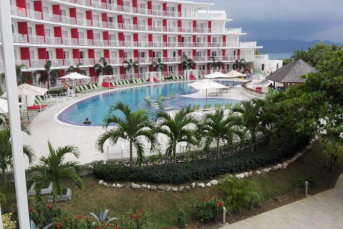 Private Airport Transfer to Royal Decameron Cornwall Beach Resort - Booking Your Transfer