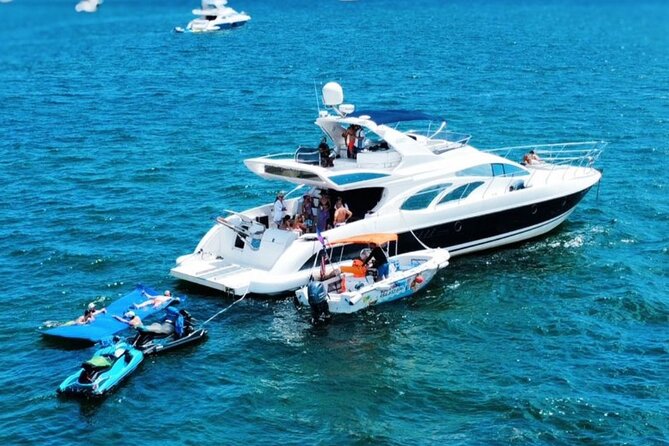 Private Azimut Tour With 2 Jet Skis in Miami Florida - Private Tour Experience