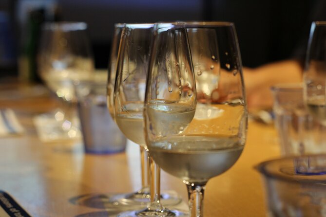 Private Day Tour Through Niigata City (History, Sushi, and Sake) - Tour Inclusions and Exclusions