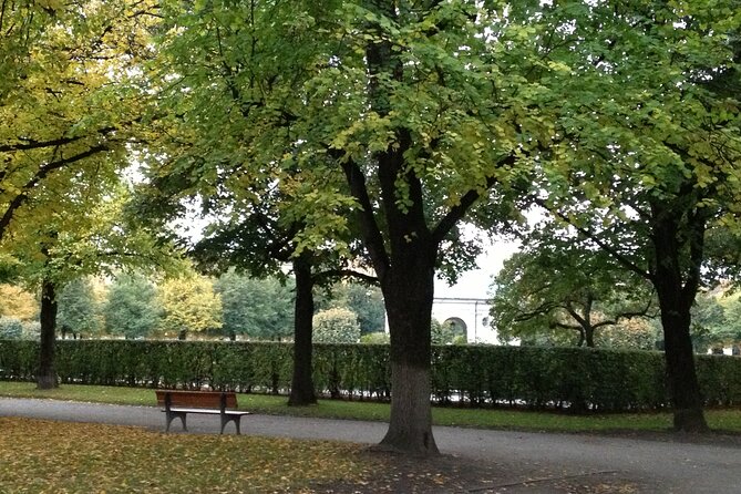 Private History Munich Tour: Iconic Sights and WWII Landmarks - Iconic Sights in Munich