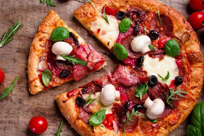 Private Luxury Cruise With Pizza and Drinks in Amsterdam - What to Expect