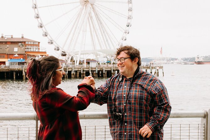 Private Professional Holiday Photoshoot in Seattle - What to Expect During Your Session