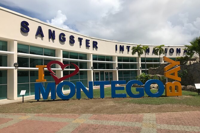 Private Round Trip Airport Transfer From Montego Bay Hotels