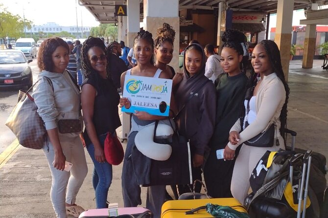 Private Round Trip Airport Transfer From Montego Bay to Ocho Rios - Booking and Payment