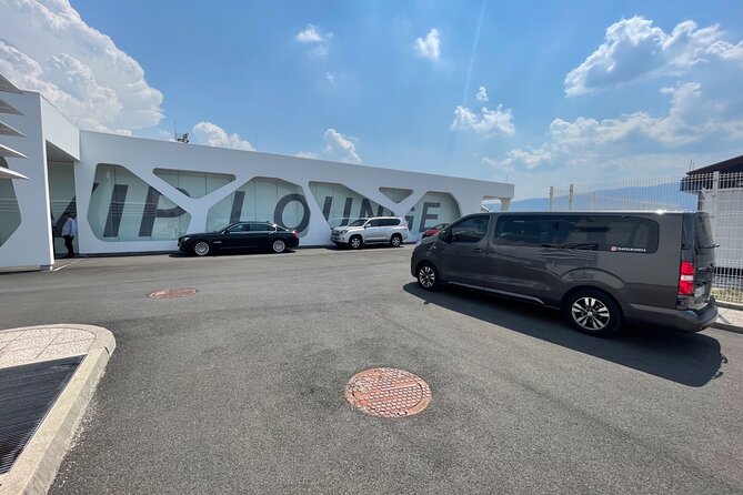Private Sarajevo Airport Transfer - Booking Information and Policies