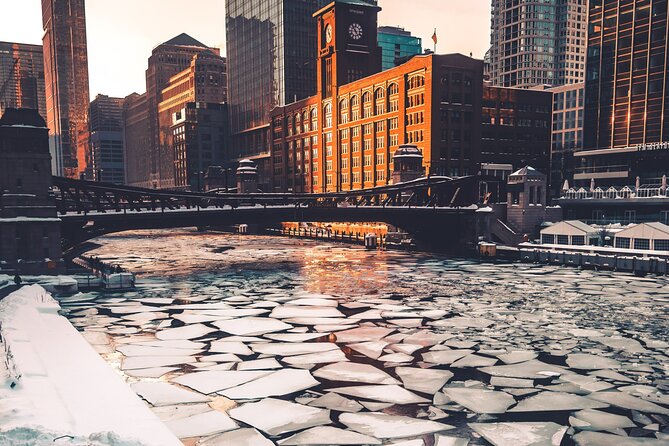 Private Tour in Spanish of the City of Chicago - Guide Profile: Miguel Carboni