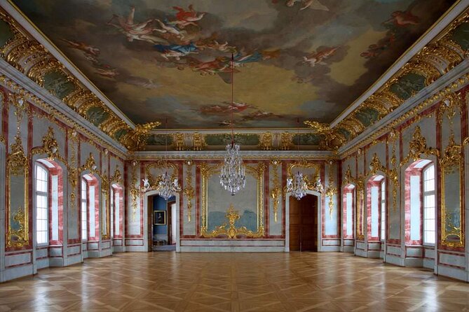 Private Transfer: Ryga to Klaipeda via Hill of Crosses & Rundale Palace - Participation and Accessibility