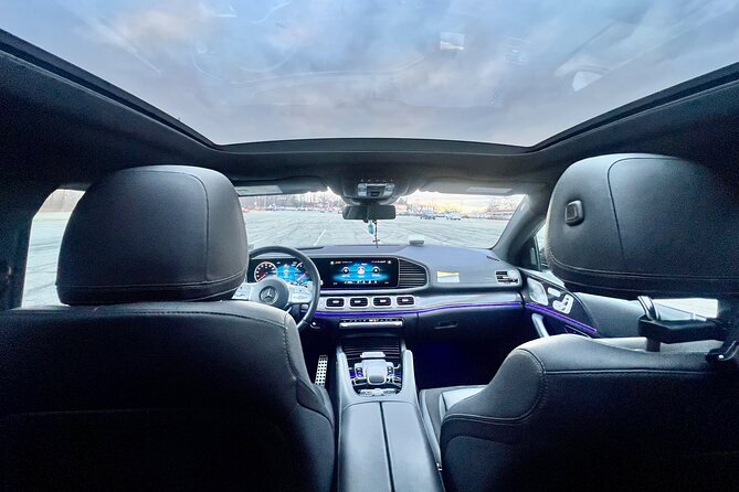 Private Transfer To From at Newark Liberty International Airport - Booking Process and Confirmation