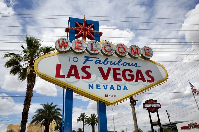 Private Vintage Vegas Tour - Accessibility and Participation