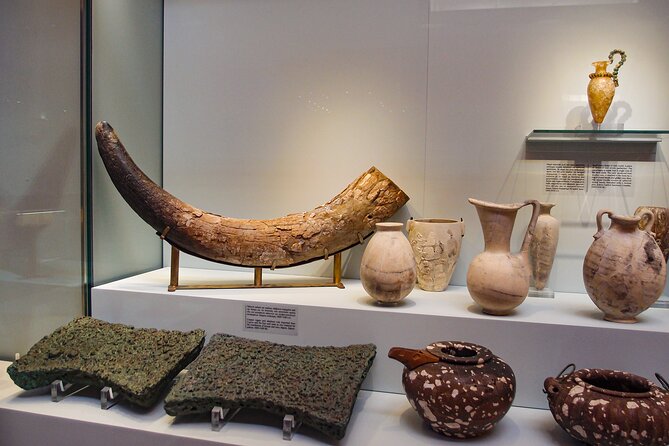 Private Walking Tour in Heraklion and Archaeological Museum - Meeting and Pickup