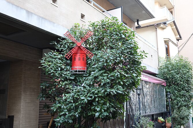 Private Walking Tour: The Little Kyoto of Tokyo, Kagurazaka - Temples and Shrines of Kagurazaka