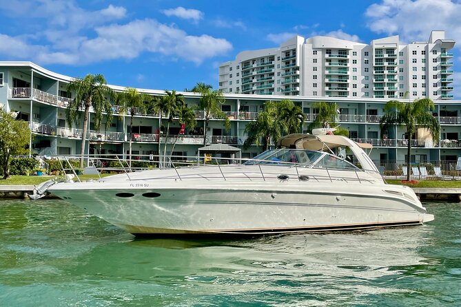 Private Yacht Rental Miami, Customizable Tours, Dolphin Watching - Notable Experiences and Recommendations
