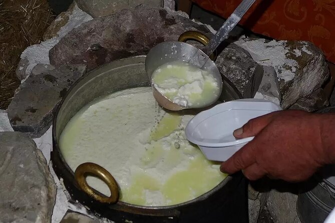 Ricotta Experience + Etna Tour to the Top (3.000 Meters) - Exploring Mount Etna