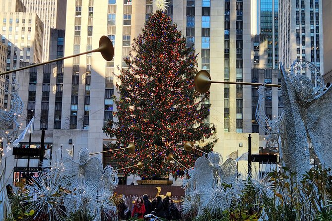 Romantic Christmas Mystery of a Lost Lover in NYC - Engaging With the Questo App Experience