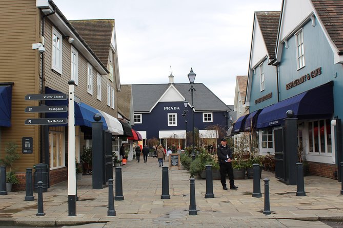 Round Trip Shopping Transfer From London to Oxford Bicester Village - Booking Flexibility and Policies