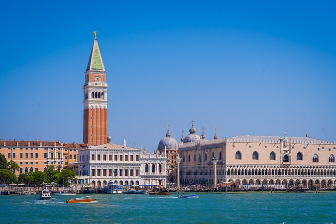 Rovinj to Venice Day Trip by High-Speed Catamaran - Navigating Venice