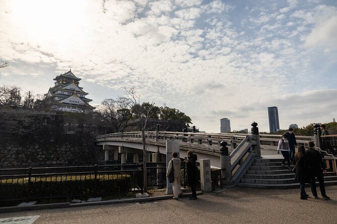 Samurai-Specific Osaka Castle Guides Private Tours in Armor Photo - Reviews and Feedback