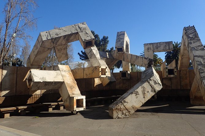 San Francisco Embarcadero Scavenger Hunt Adventure - Uncovering Architectural Gems