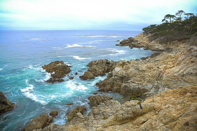 San Francisco Private English Guided, Full-Day Sightseeing Tour - Pickup Locations and Communication