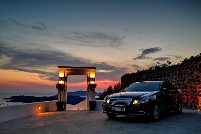 Santorini Private Transfer up to 8 Persons - Infant Seats and Service Animals