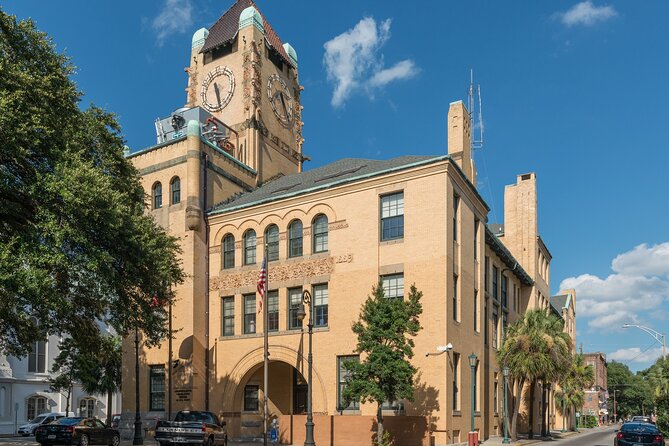 Savannah Scavenger Hunt Walking Tour Review - Highlights of the Tour