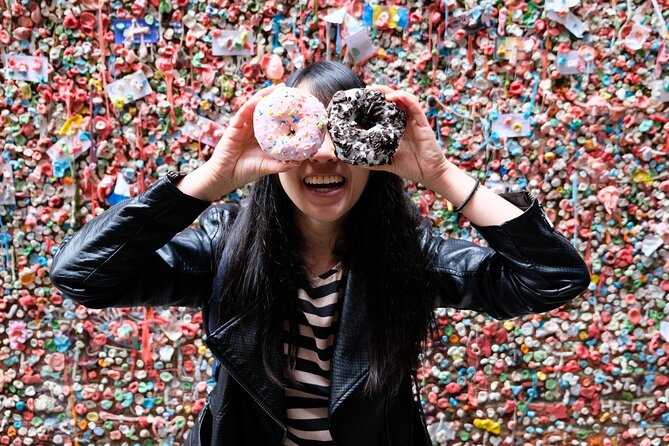 Seattle Holiday Donut Adventure & Walking Food Tour - Family-Friendly Adventure