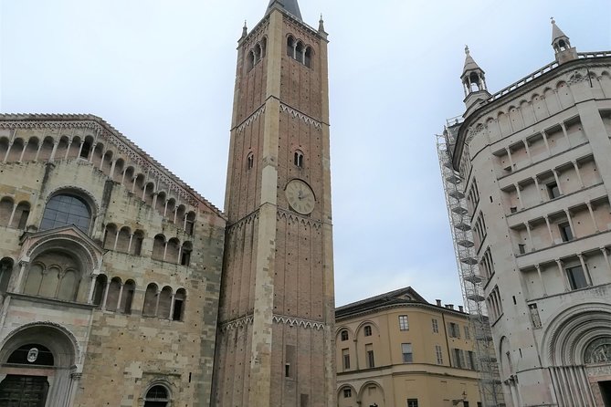 Semi-private Parma Tour of City Highlights by Night - What to Expect