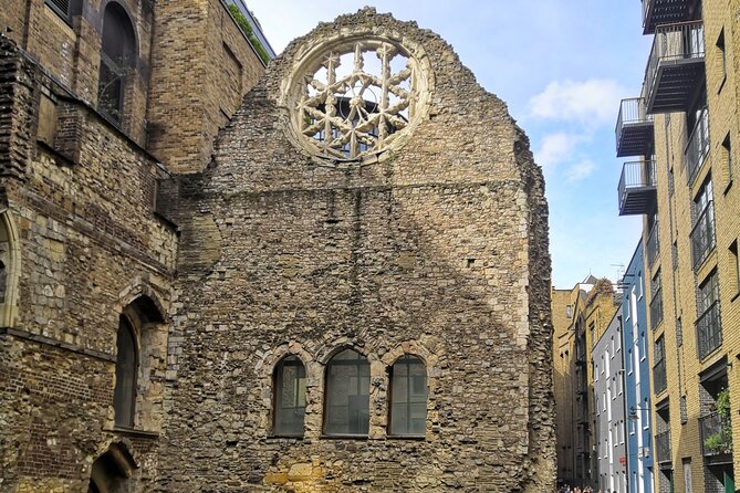 Shakespeares London Small Group Walking Tour - Stroll Through Borough Market