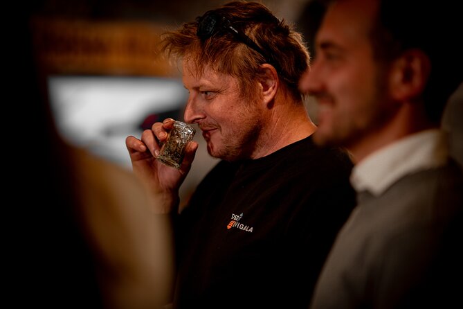 Shared or Small Group Wine Tasting Experience in Slovenia - Group Size and Accessibility