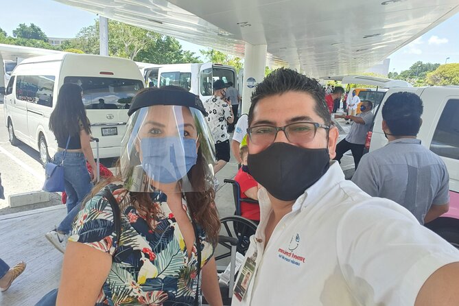 Shared Transportation to Cancun Airport From the Cancun Hotel Strip - Booking Instructions and Process