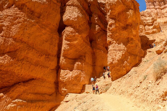 Shuttle Between Las Vegas, Bryce Canyon, Zion National Park and St George - Customer Ratings Overview