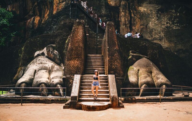 Sigiriya and Pidurangala Rock From Colombo - Inclusions and Exclusions